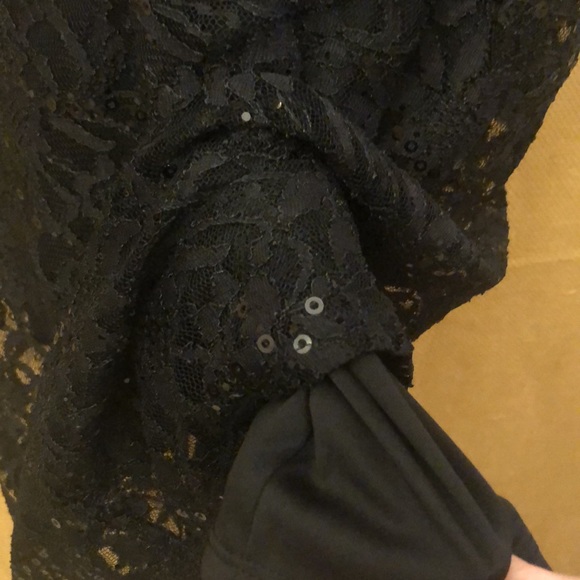 That little black dress - Picture 5 of 8